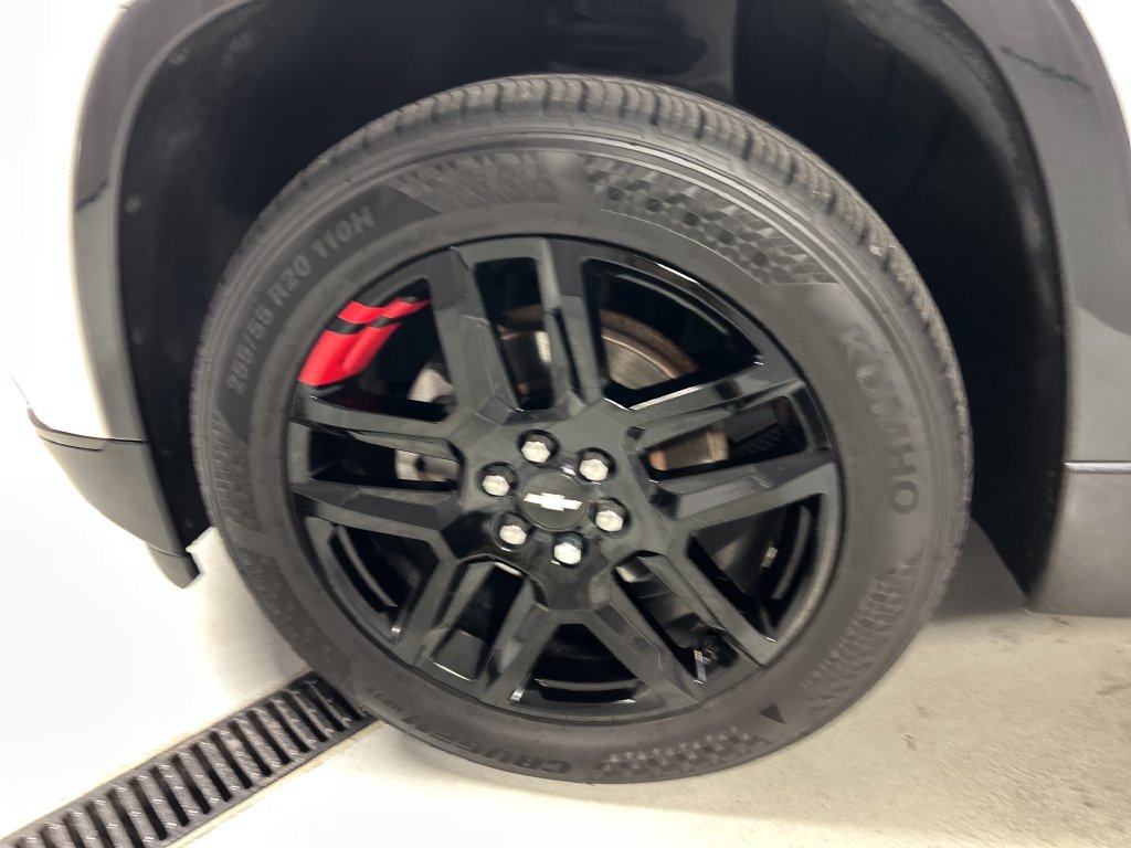 Used 2019 Chevrolet Traverse Premier w/ Redline Edition AWD/4WD image 9