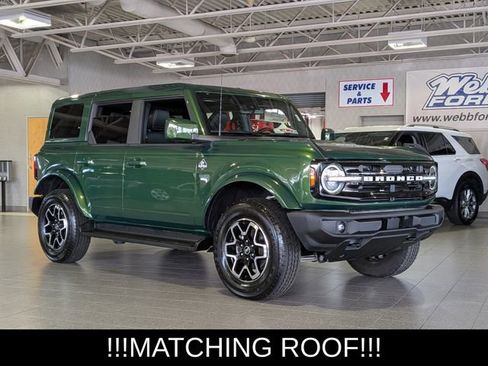 Used 2025 Ford Bronco Outer Banks image 2