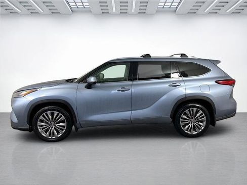 Used 2020 Toyota Highlander Platinum AWD/4WD image 6
