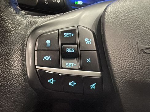 Used 2020 Ford Escape Titanium AWD/4WD image 13