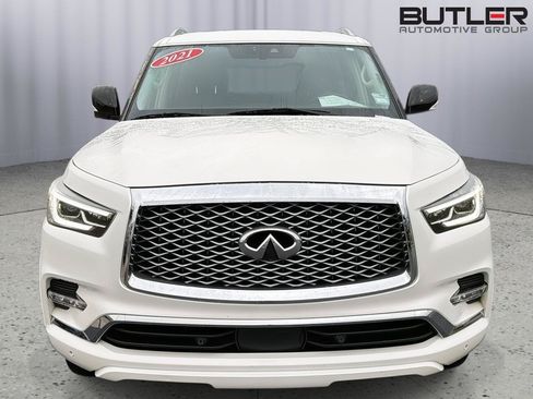 Used 2021 INFINITI QX80 Luxe w/ All-Season Package AWD/4WD image 9