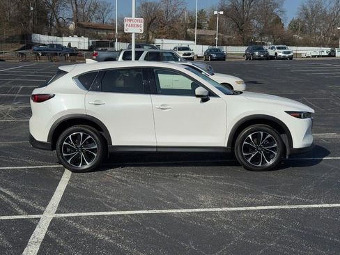 Used 2022 MAZDA CX-5 AWD 2.5 S w/ Premium Package image 2
