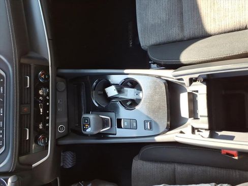 Used 2023 Nissan Rogue SV image 27