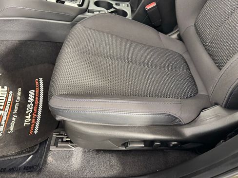 Used 2025 Subaru Forester Premium w/ Convenience Package #1 image 12