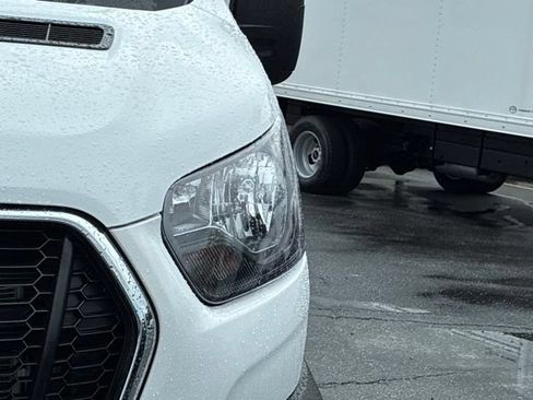 Used 2025 Ford Transit 250 Low Roof w/ Exterior Upgrade Package RWD image 10