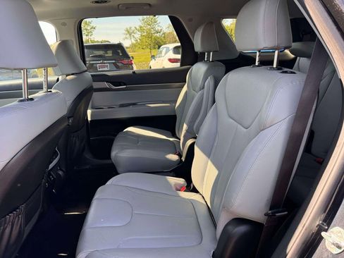 Used 2020 Hyundai Palisade SEL w/ Premium Package AWD/4WD image 11