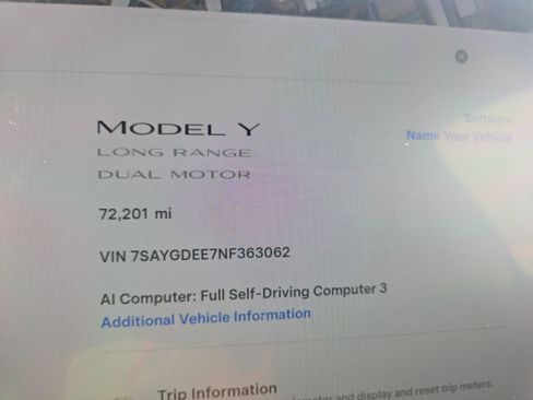 Used 2022 Tesla Model Y Long Range AWD/4WD image 7