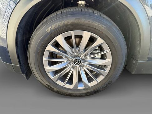 Certified 2024 MAZDA CX-90 Plug-In Hybrid w/ Preferred AWD/4WD image 9