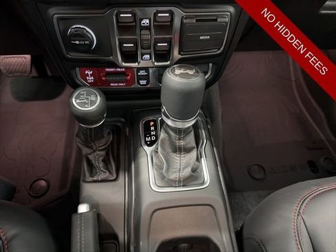 New 2026 Jeep Wrangler Unlimited Rubicon AWD/4WD image 18