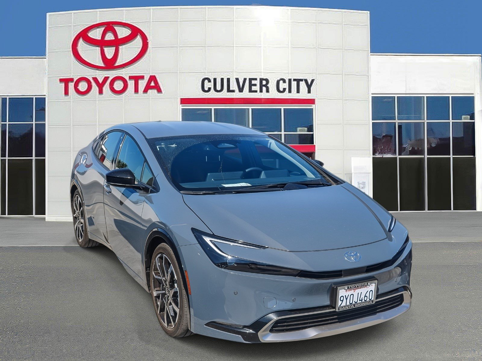 Used 2026 Toyota Prius Plug-In Hybrid FWD image 1