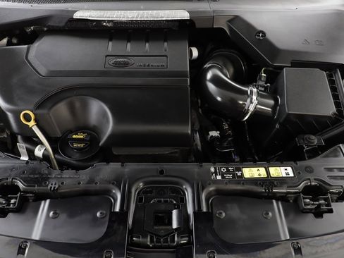 Used 2023 Land Rover Range Rover Evoque R-Dynamic SE image 22