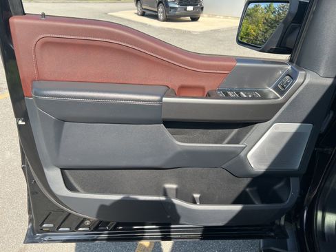 Used 2022 Ford F150 Lariat w/ Equipment Group 502A High image 16