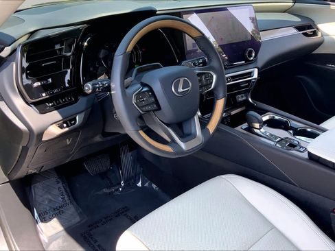 Used 2024 Lexus RX 350h w/ Convenience Package AWD/4WD image 18
