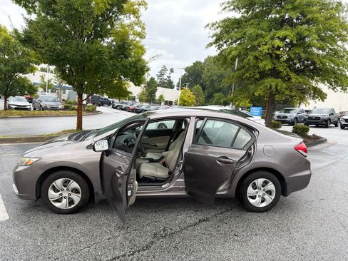Used 2014 Honda Civic LX image 19