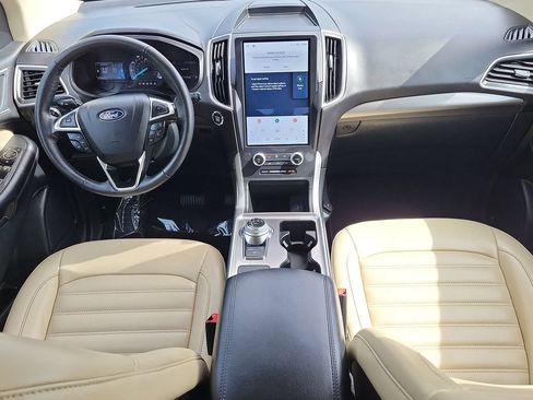 Used 2024 Ford Edge SEL AWD/4WD image 10