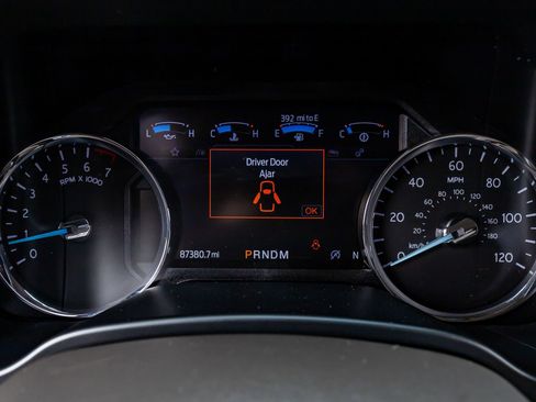 Used 2020 Ford Expedition Limited w/ Equipment Group 301A image 16