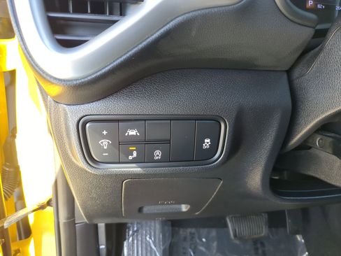 Certified 2020 Kia Soul S image 27