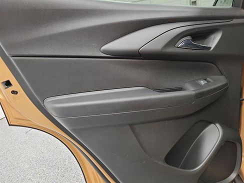 Used 2024 Chevrolet TrailBlazer RS w/ Convenience Package image 9