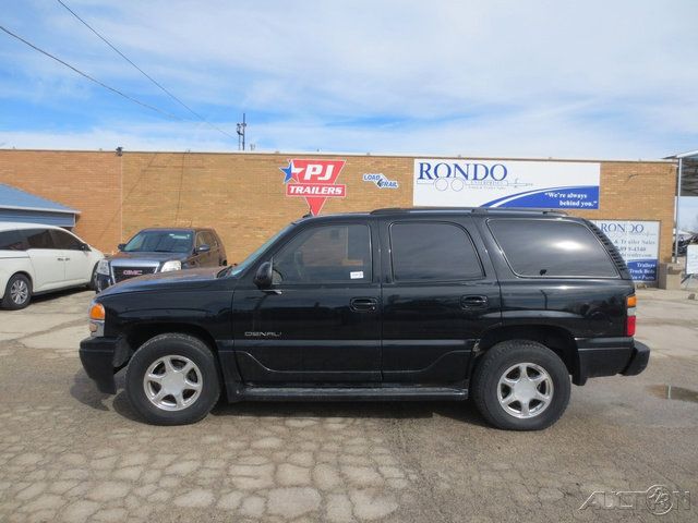 Used 2004 GMC Yukon Denali AWD/4WD image 1