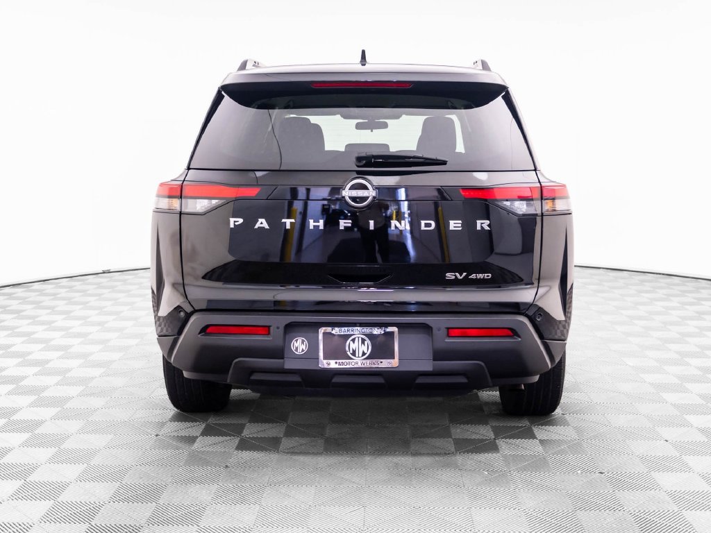 Used 2024 Nissan Pathfinder SV AWD/4WD image 5