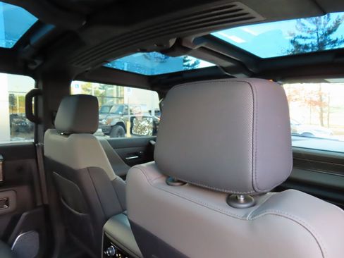 Used 2025 GMC Hummer EV 3X image 41