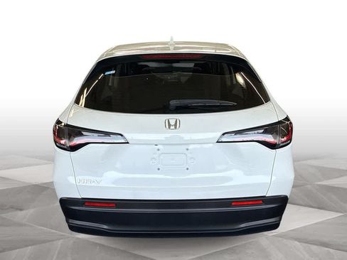 Used 2024 Honda HR-V LX image 7