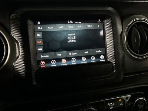 Used 2021 Jeep Wrangler Unlimited Sport image 20