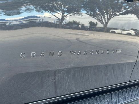 New 2026 Jeep Grand Wagoneer L image 27