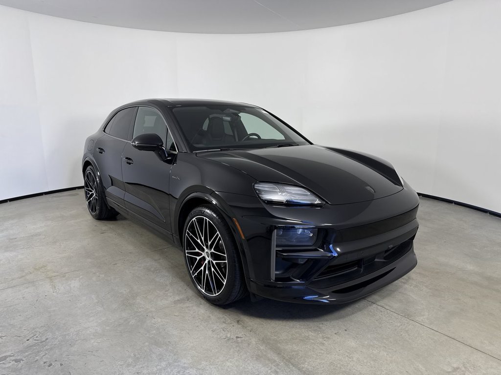 Certified 2025 Porsche Macan Turbo Electric AWD/4WD image 9