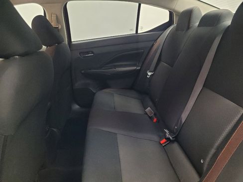 Used 2021 Nissan Versa SR w/ Convenience Package FWD image 18