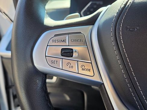 Used 2024 BMW X7 xDrive40i AWD/4WD image 25