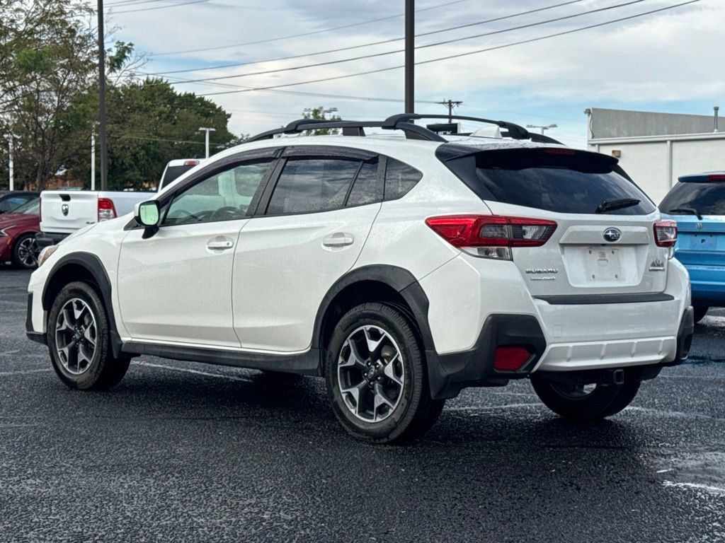 Used 2020 Subaru Crosstrek 2.0i Premium w/ Moonroof Package 1 AWD/4WD image 6