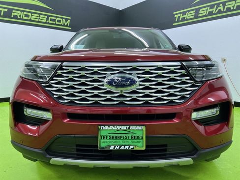 Used 2020 Ford Explorer Platinum w/ Premium Technology Package AWD/4WD image 3