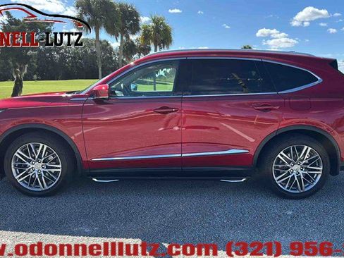 Used 2024 Acura MDX SH-AWD w/ Advance Package image 3
