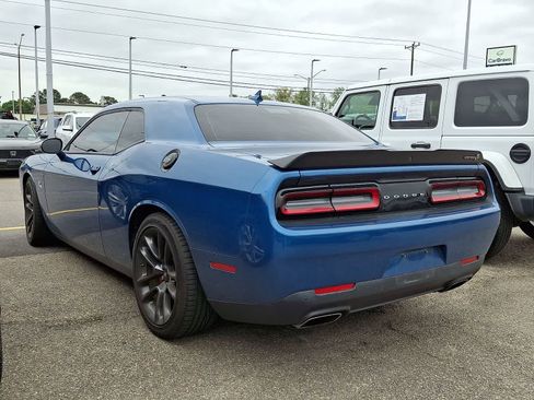 Used 2022 Dodge Challenger R/T Scat Pack w/ Plus Package RWD image 4