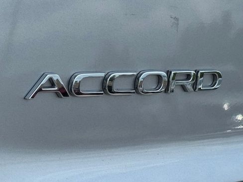Used 2024 Honda Accord Sport image 12