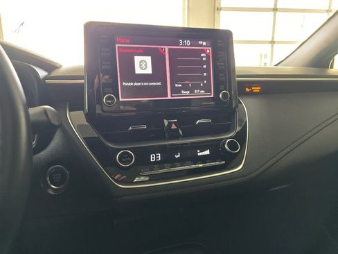 Used 2022 Toyota Corolla SE image 29