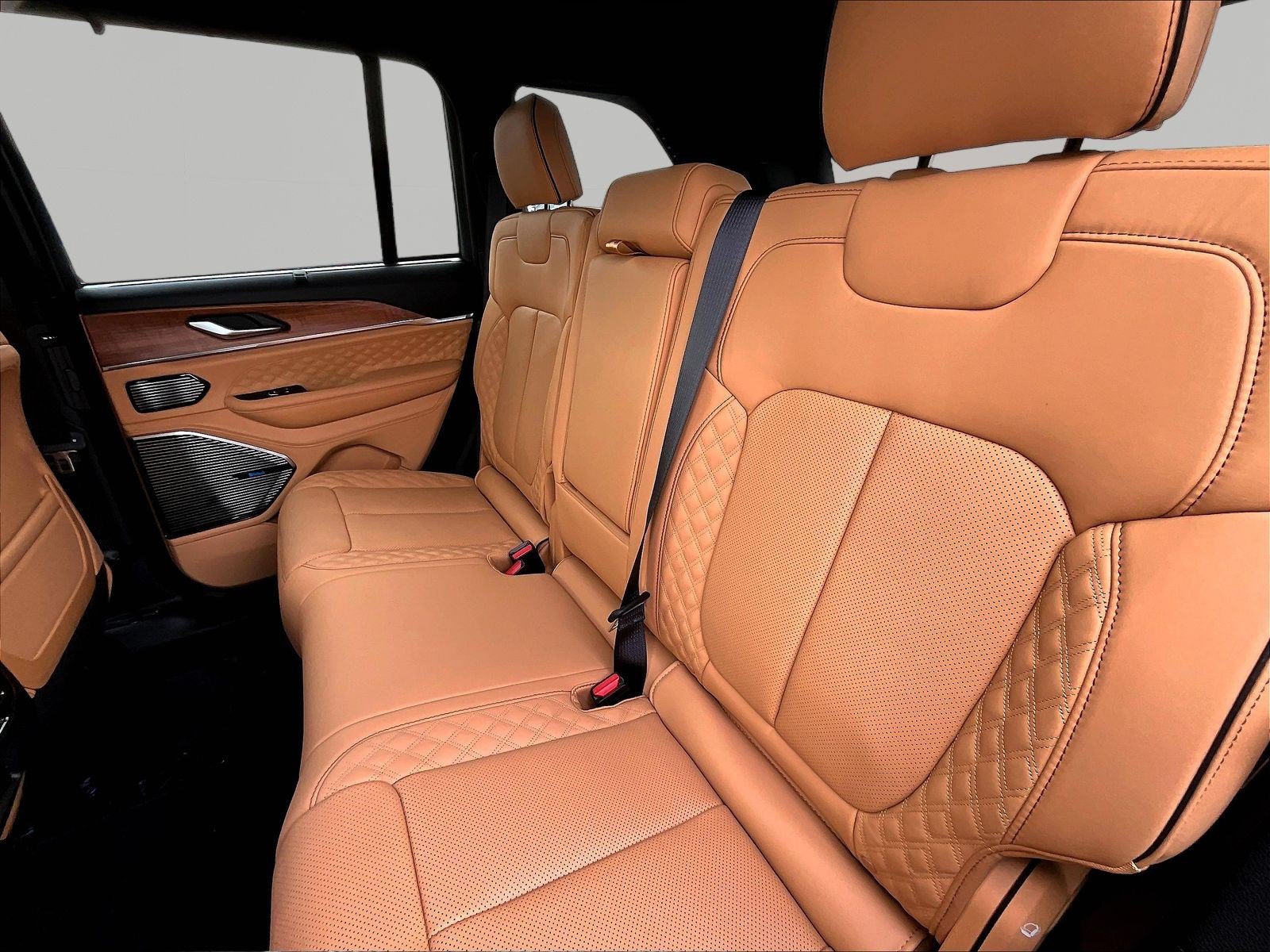 New 2027 Jeep Grand Cherokee Summit AWD/4WD image 17