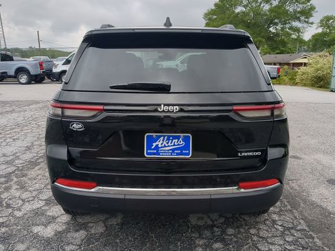 New 2025 Jeep Grand Cherokee Laredo X w/ Luxury Tech Group I image 4