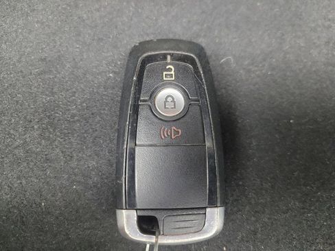 Used 2020 Ford EcoSport SE w/ SE Convenience Package AWD/4WD image 32