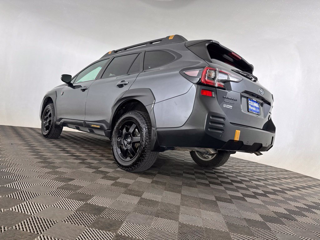 Used 2022 Subaru Outback Wilderness w/ Wilderness Package AWD/4WD image 11