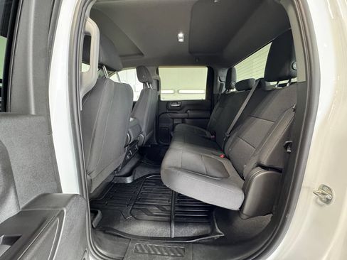 Used 2022 Chevrolet Silverado 2500 Custom w/ Custom Value Package AWD/4WD image 20