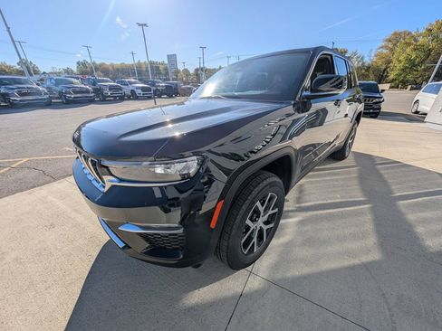 New 2025 Jeep Grand Cherokee Limited image 8