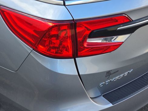 Used 2021 Honda Odyssey EX-L image 40