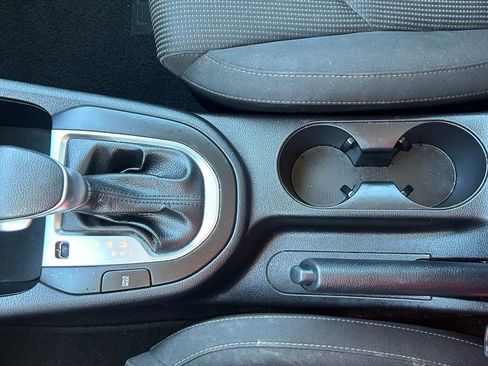 Used 2020 Kia Forte LXS image 17