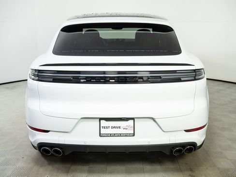 New 2026 Porsche Cayenne Coupe AWD/4WD image 30