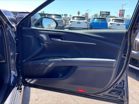 Used 2025 Toyota Camry LE FWD image 22