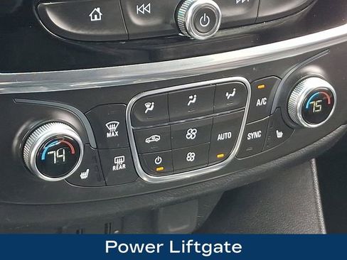 Used 2023 Chevrolet Traverse LT AWD/4WD image 14