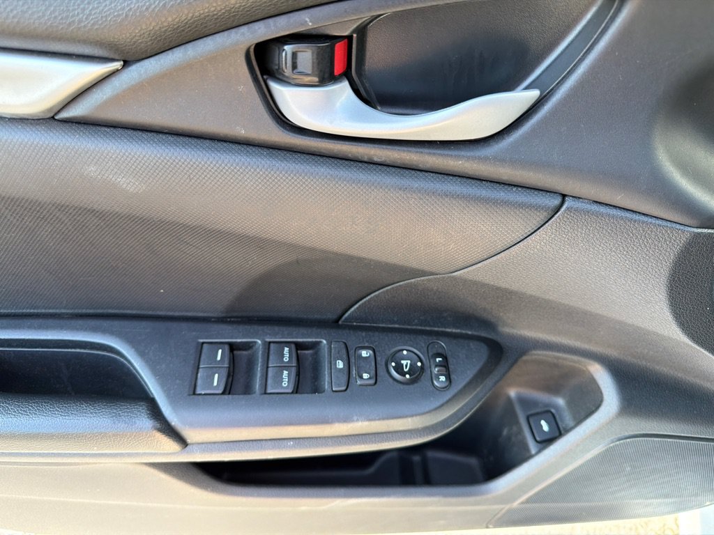 Used 2019 Honda Civic Sport image 12