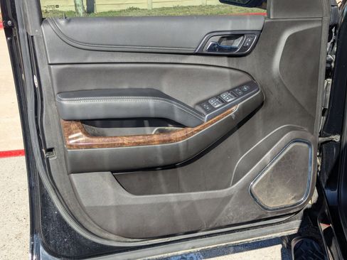 Used 2020 Chevrolet Tahoe LS image 11